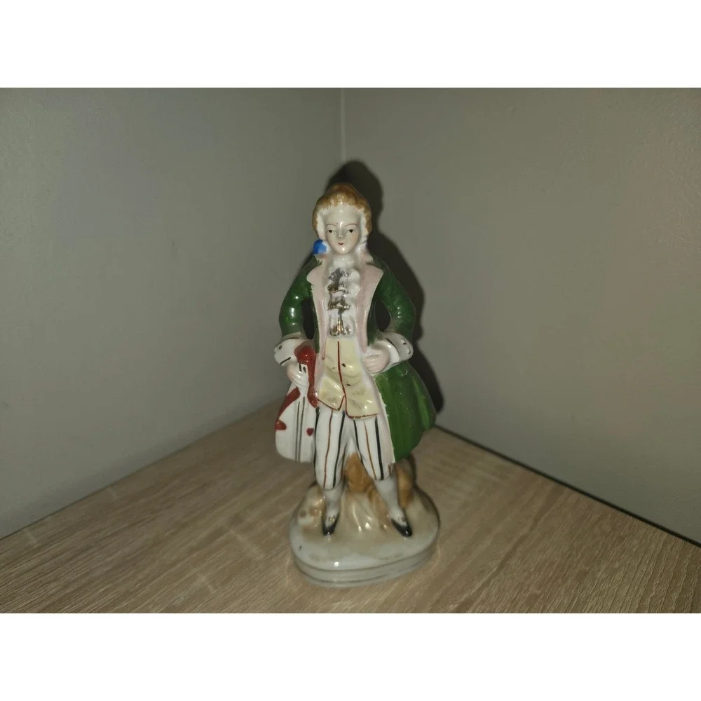 Vintage Made in Occupied Japan Porcelain Colonial Gentleman Figurine Green Coat